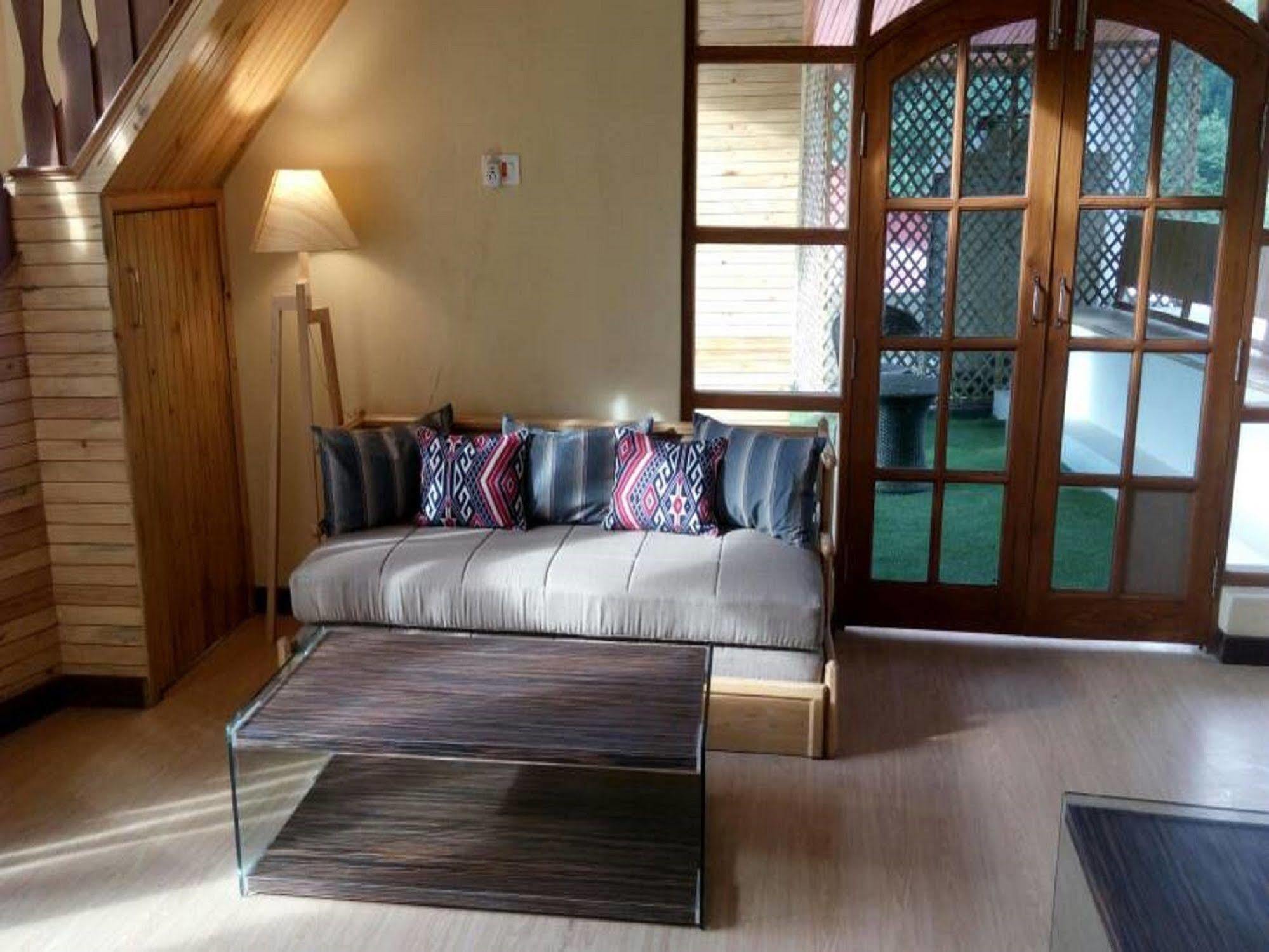 Bravia Hotel Manali Inn Exteriör bild
